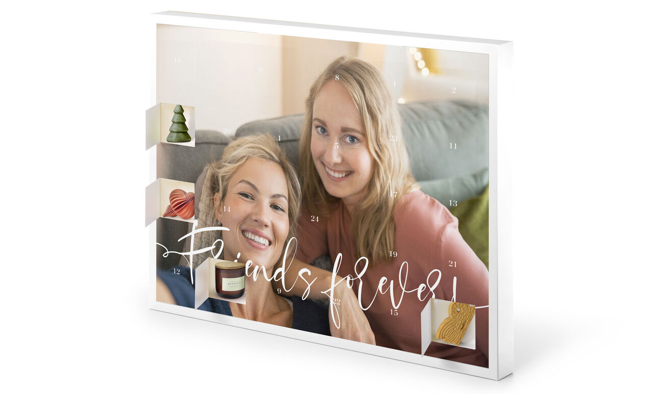 Kalender met kerstdesigns en dierbare herinneringen.