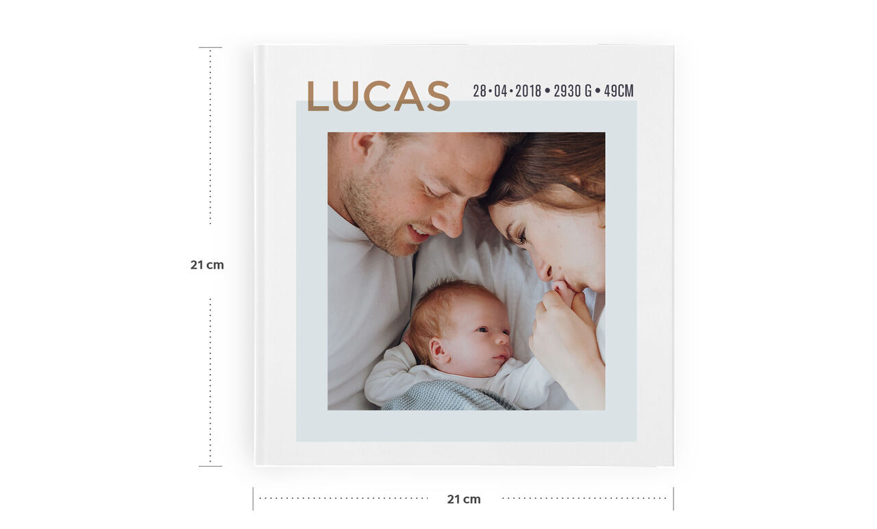 Une belle présentation de l'album photo nommé Lucas avec sa date de naissance.